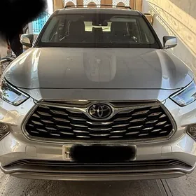 Toyota Highlander 2024