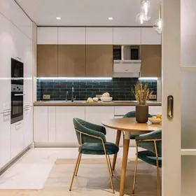 30 MKR  2 KOMNAT 3 ETAJ