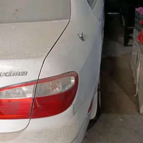 Nissan Maxima 2001