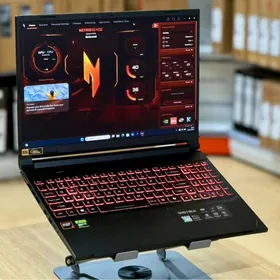 Nitro V16 AI|Ryzen7|RTX5060 8G