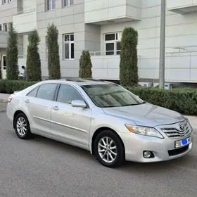 Toyota Camry 2010
