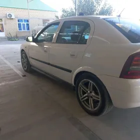 Opel Astra 2003