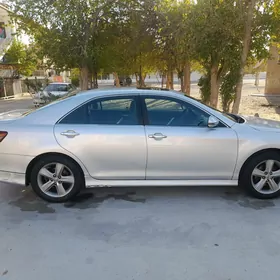 Toyota Camry 2011