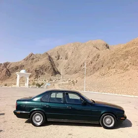 BMW 525 1990