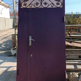 Дверь входная