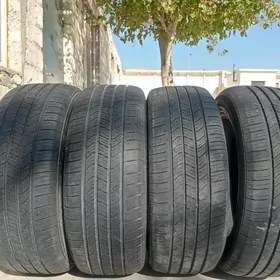 teker  225/55/17