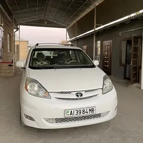 Toyota Sienna 2007