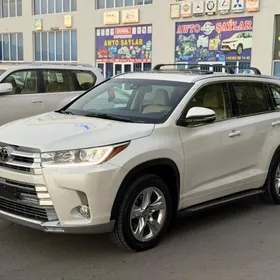 Toyota Highlander 2018