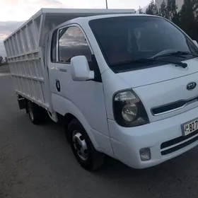 Kia Bongo 2012