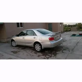 Toyota Camry 2005