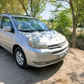 Toyota Sienna 2005