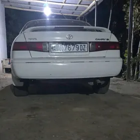 Toyota Camry 2001