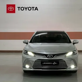 Toyota Camry 2022