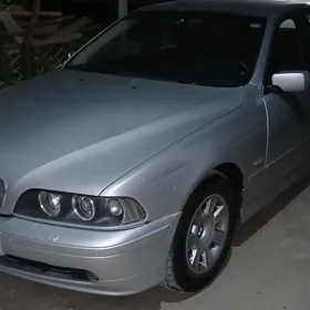 BMW 528 2001