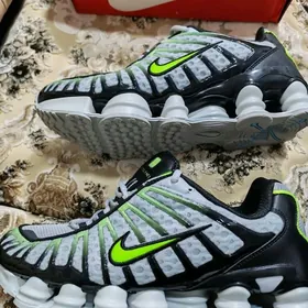 КРОССОВКИ NIKE SHOX