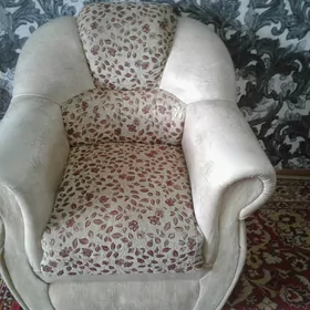 диван с креслом  фабричные