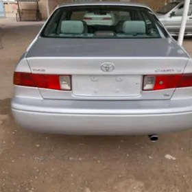 Toyota Camry 2000