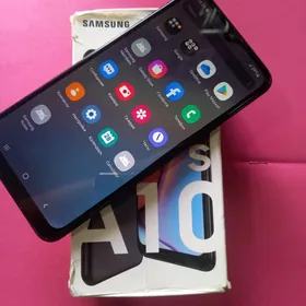 SAMSUNG  A10s  32gb