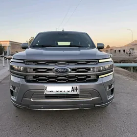 Ford Expedition 2022