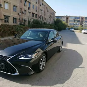 Lexus ES 350 2021