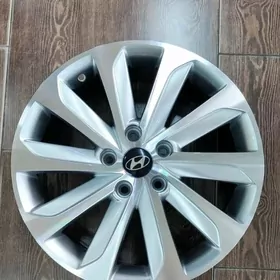 Hyundai Diska R17 Paket