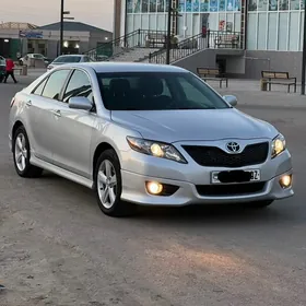 Toyota Camry 2010