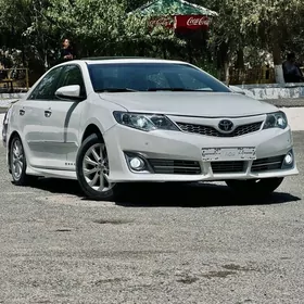 Toyota Camry 2015