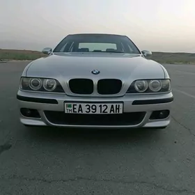 BMW E39 2001