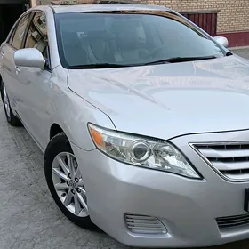Toyota Camry 2011