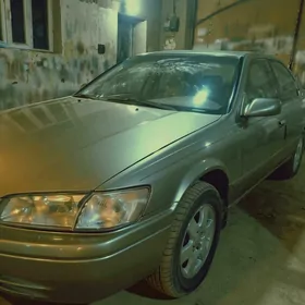 Toyota Camry 1999