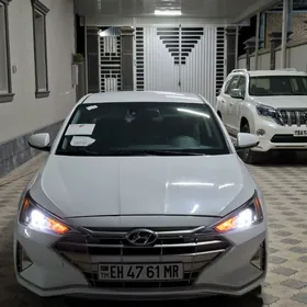 Hyundai Elantra 2020