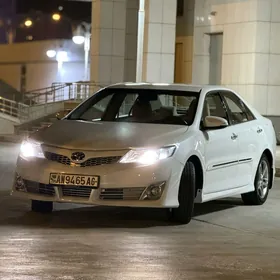 Toyota Camry 2012