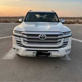 Toyota Land Cruiser 2023