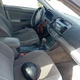 Toyota Camry 2005