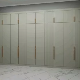 MEBELŞFANERGARNITUR