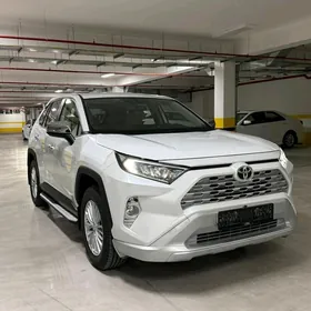 Toyota RAV4 2025