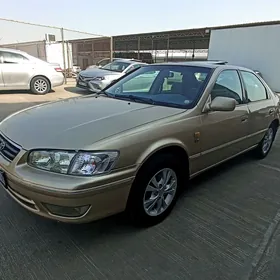 Toyota Camry 2000