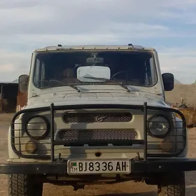 UAZ 469 1999