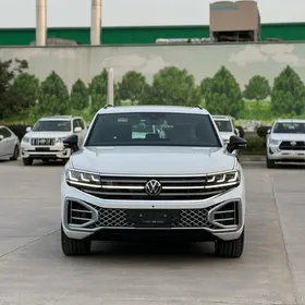 Volkswagen Touareg 2025