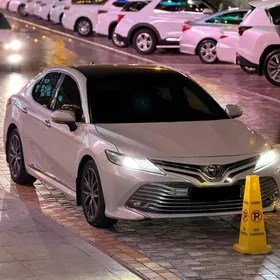 Toyota Camry 2020