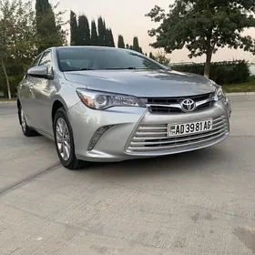 Toyota Camry 2015