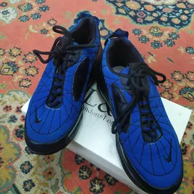 кроссовки для мальчика