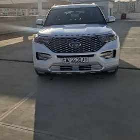 Ford Explorer 2022