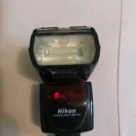 Nikon sb 700