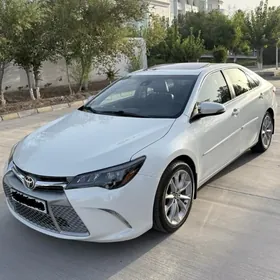 Toyota Camry 2017