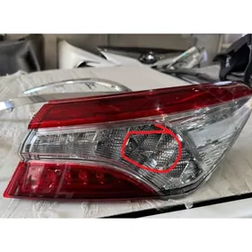 Фара -Камри