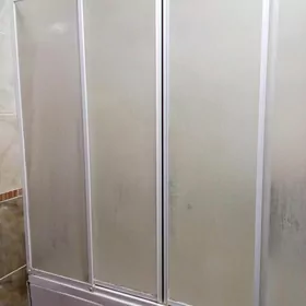 Duş kabina wannasy bilen