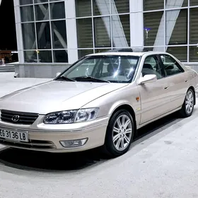 Toyota Camry 2001