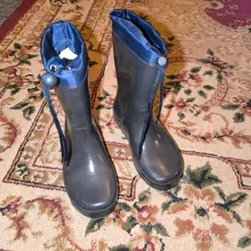 резиновые сапоги