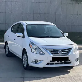 Nissan Versa 2017
